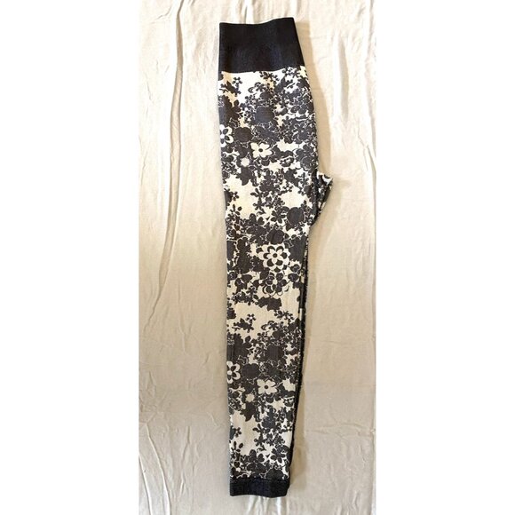 Krimson Klover Women’s XS/S Seamless Leggings & Top Tracksuit Base Layer EUC - Picture 4 of 15